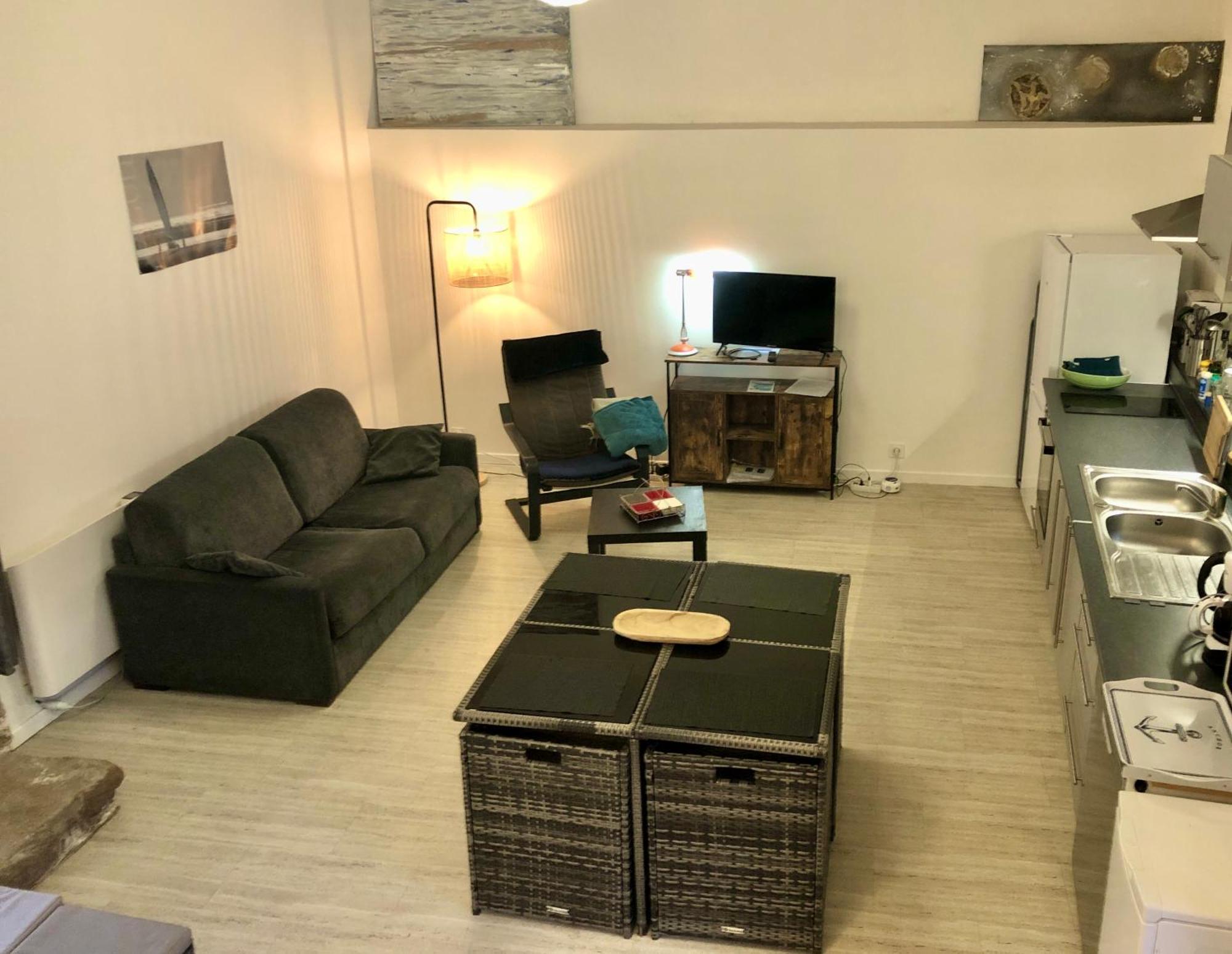 Gite Au Calme 2 A 6 Personnes Dans Un Paysage Totalement Paisible -Plages A 22 Min- Quite Cottage 2 To 6 Persons In Total Peaceful Landscape -Beaches At 22 Min- Landevant Exterior photo